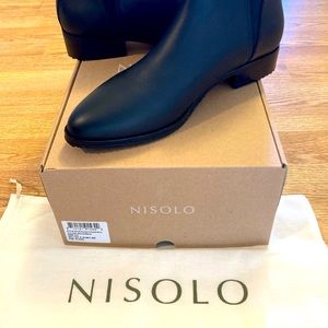 NEW in box Nisolo Chelsea ankle boots